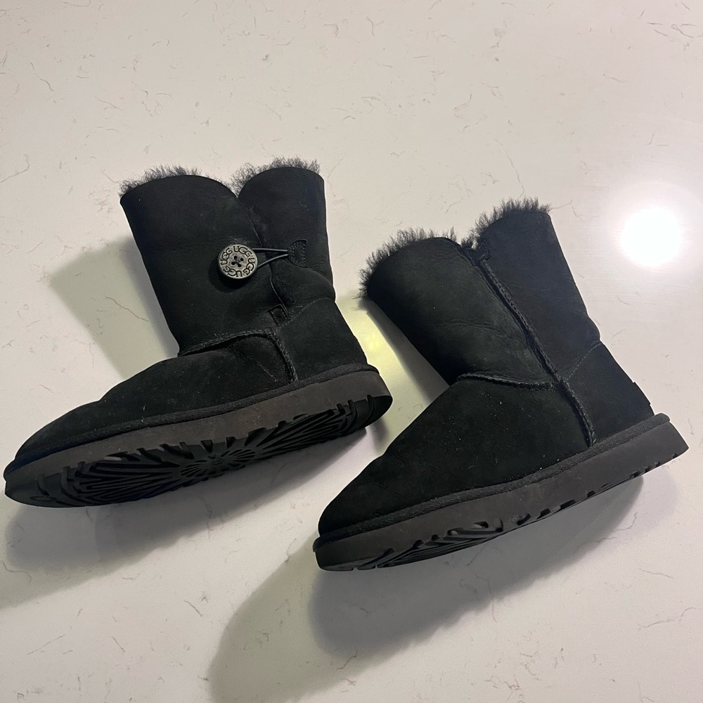 UGG Bailey button 2 boots in black